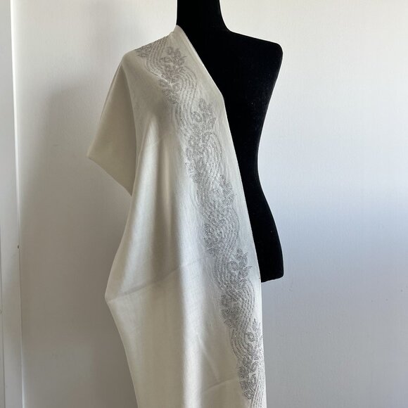 White Pashmina | Pure Cashmere | lightweight scarf | Formal elegant wear wrap - Picture 1 of 11